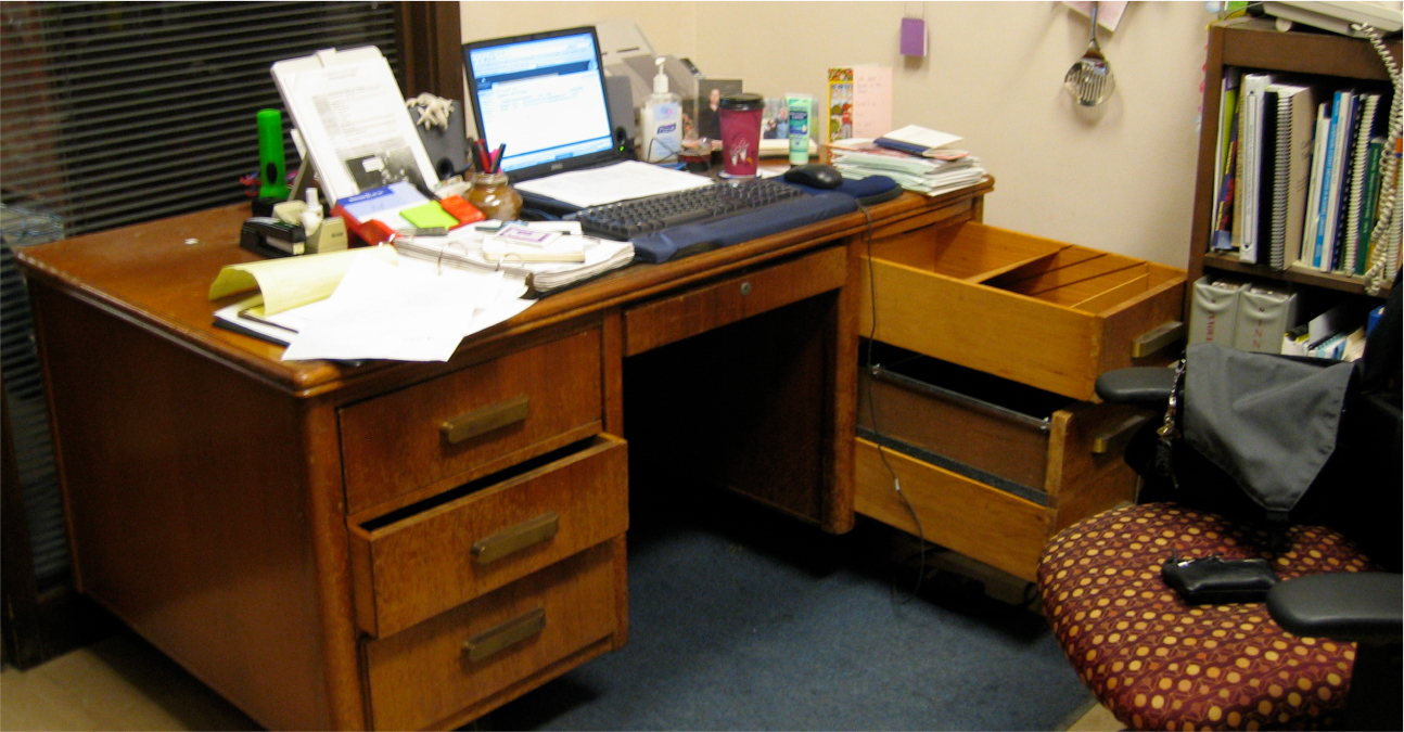 Office Liquidation Services Make Moving Out Easy